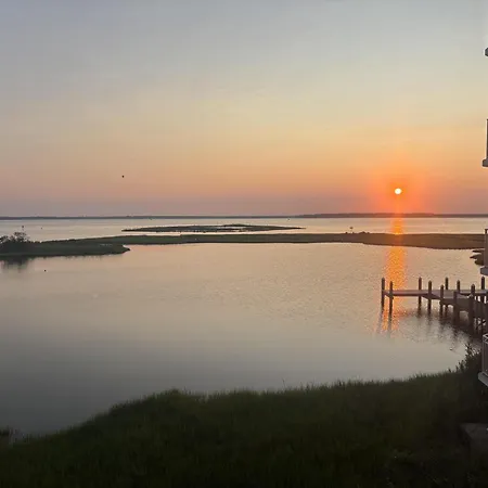 Spacious 3-Bedroom Condo At Sunset Bay Perfect For Families In Ocean City-3
